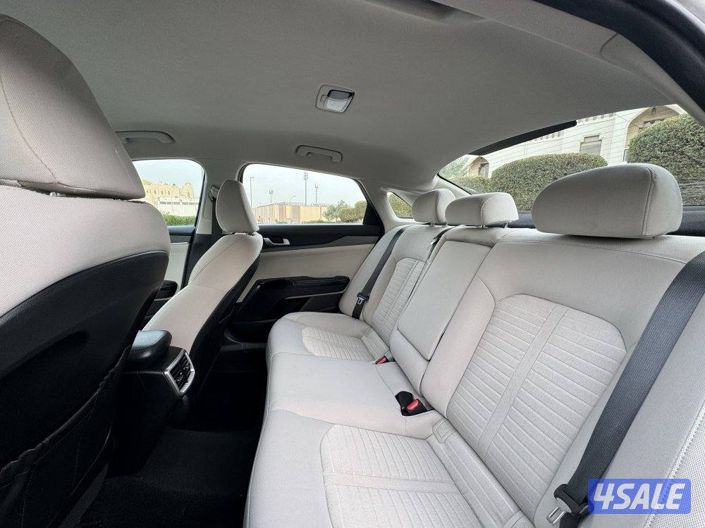 كيا - K5 موديل 2021 بحاله الوكاله شرط الفحص4