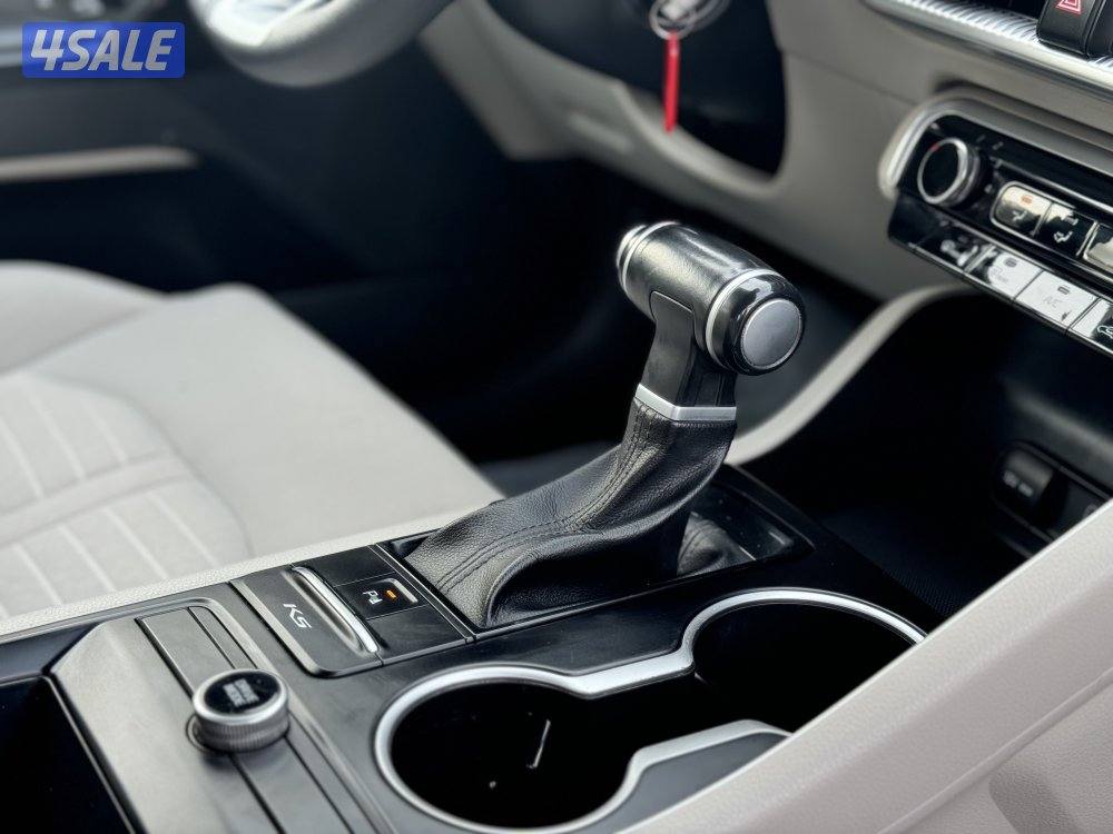 كيا - K5 موديل 2021 بحاله الوكاله شرط الفحص12