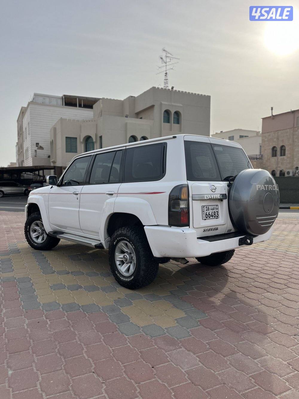 للبيع باترول سفاري موديل 20164