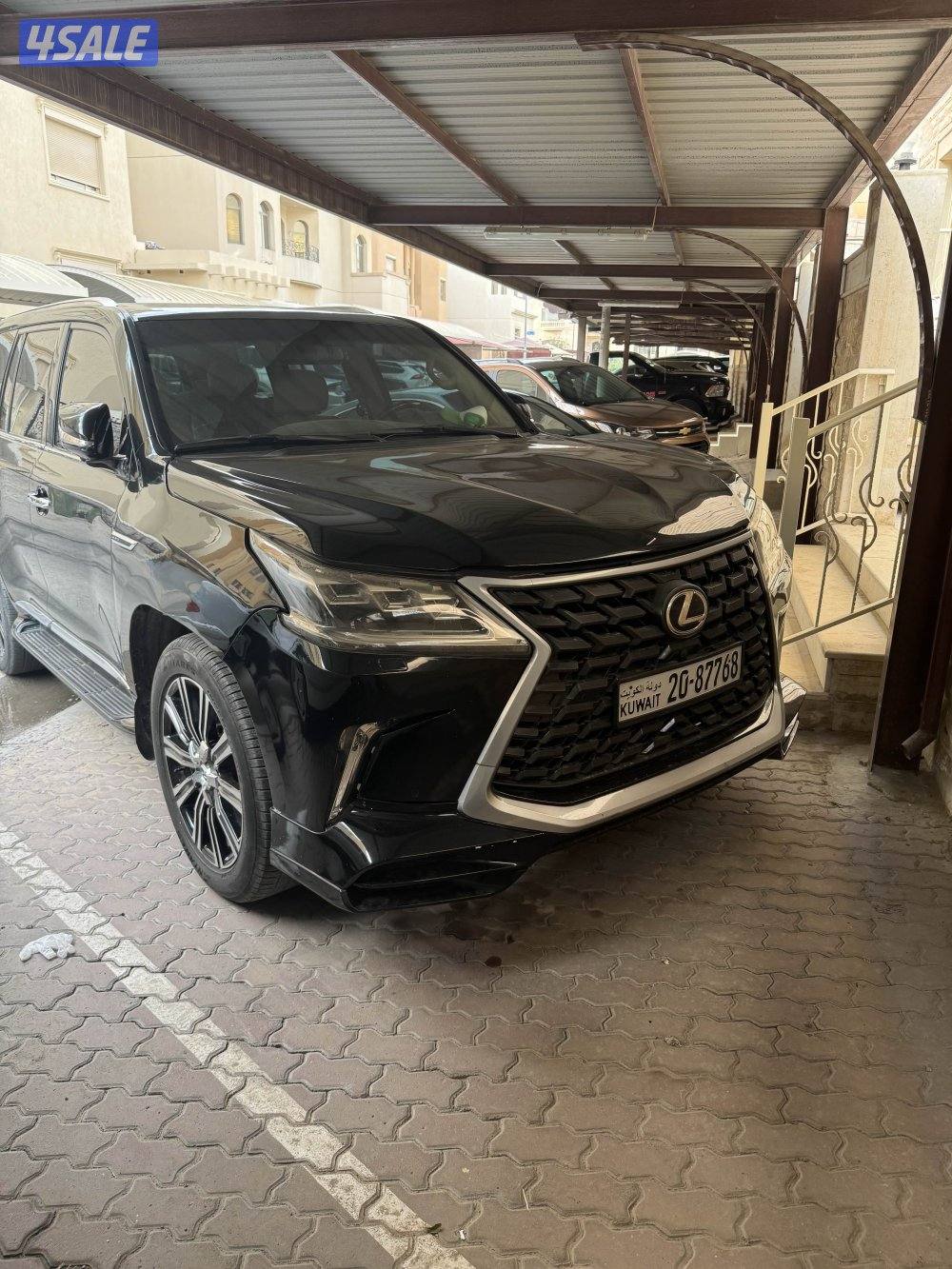 للبيع جيب لكسز lx 2009 مجدد 2021 من برا من داخل فقط السكان والعداد6