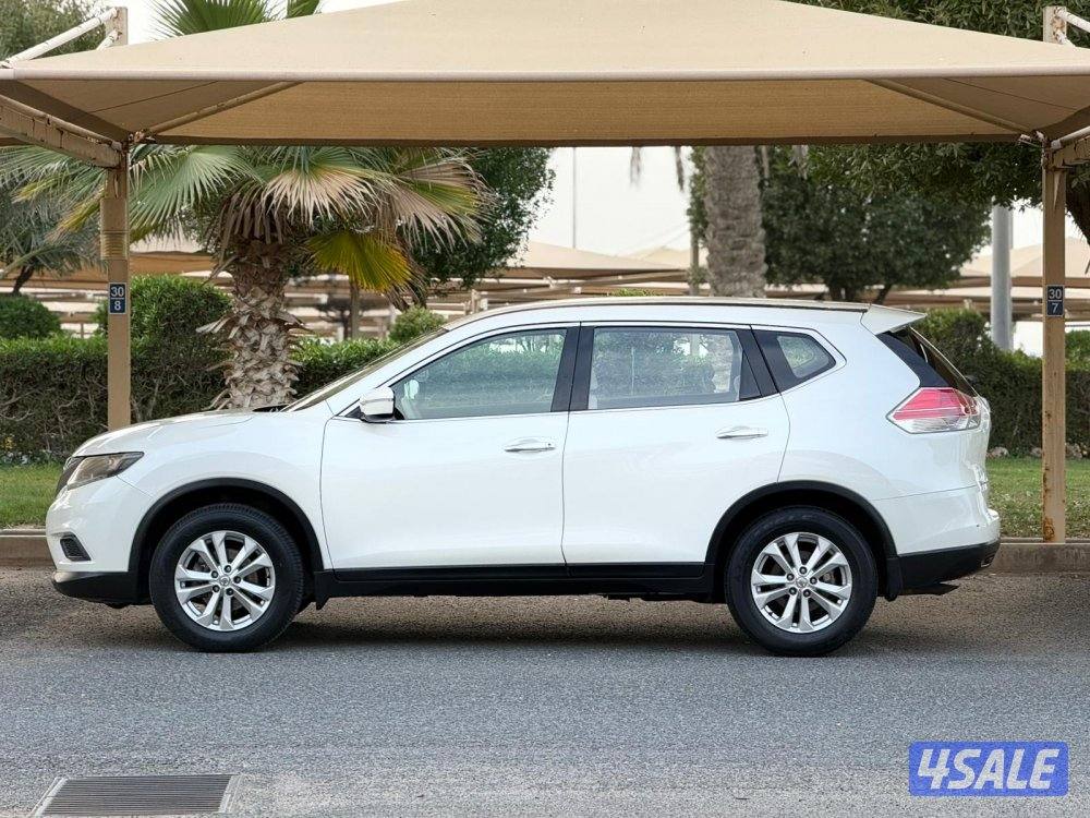 للبيع : نسيان اكس تريل موديل : 2016 عداد : 120 الف1