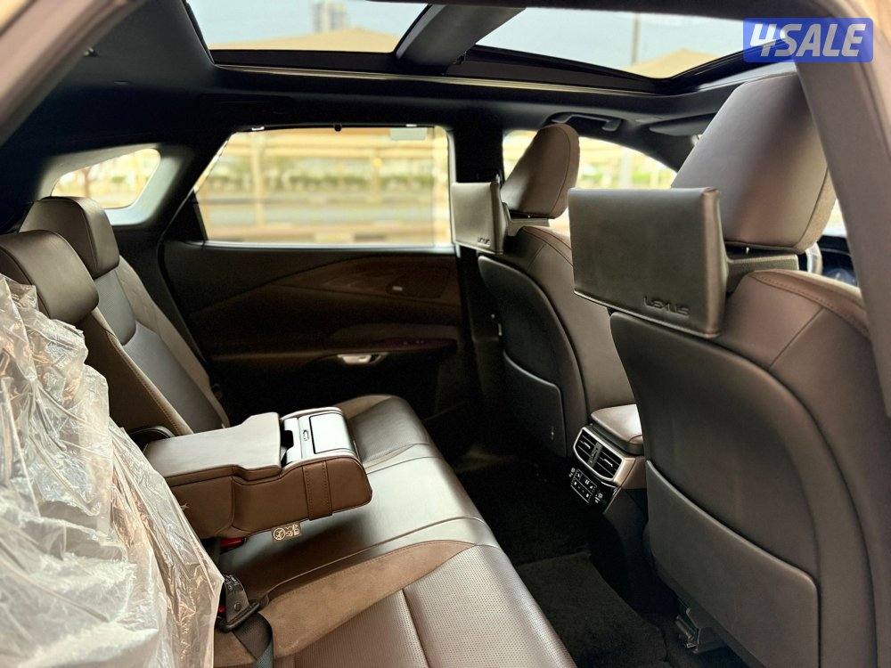 للبيع : لكزس RX350  موديل : 2024 عداد : 30 الف12