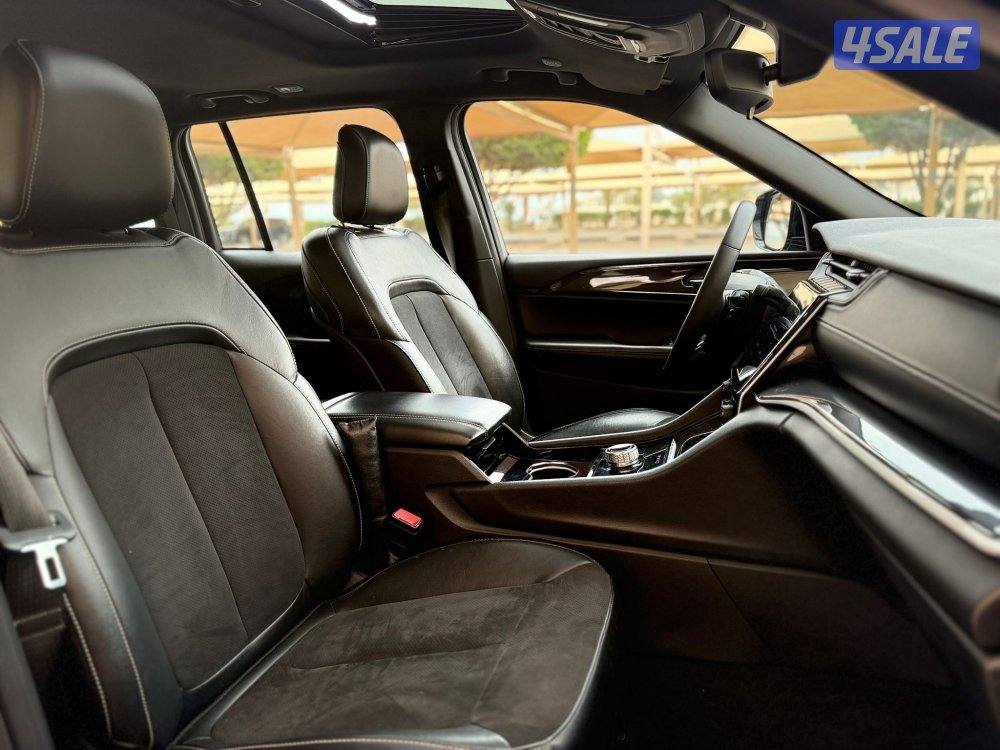 للبيع : جراند شيروكي موديل : 2023 عداد: 68 الف9