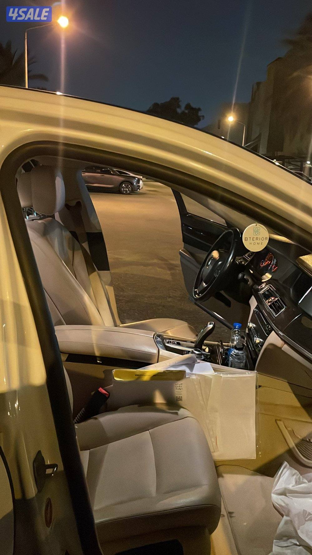 بي ام بليو ٧٣٠1