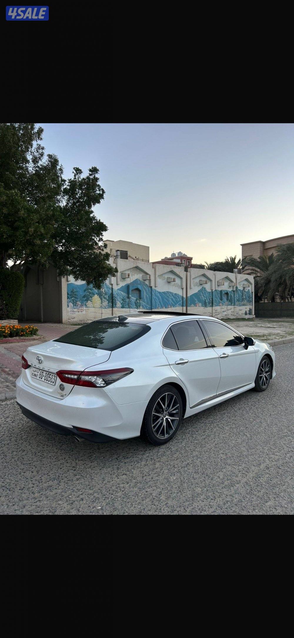 للبيع تيوتا كامري 2022 كامله بانوراما ليمتد 6 سلندر1