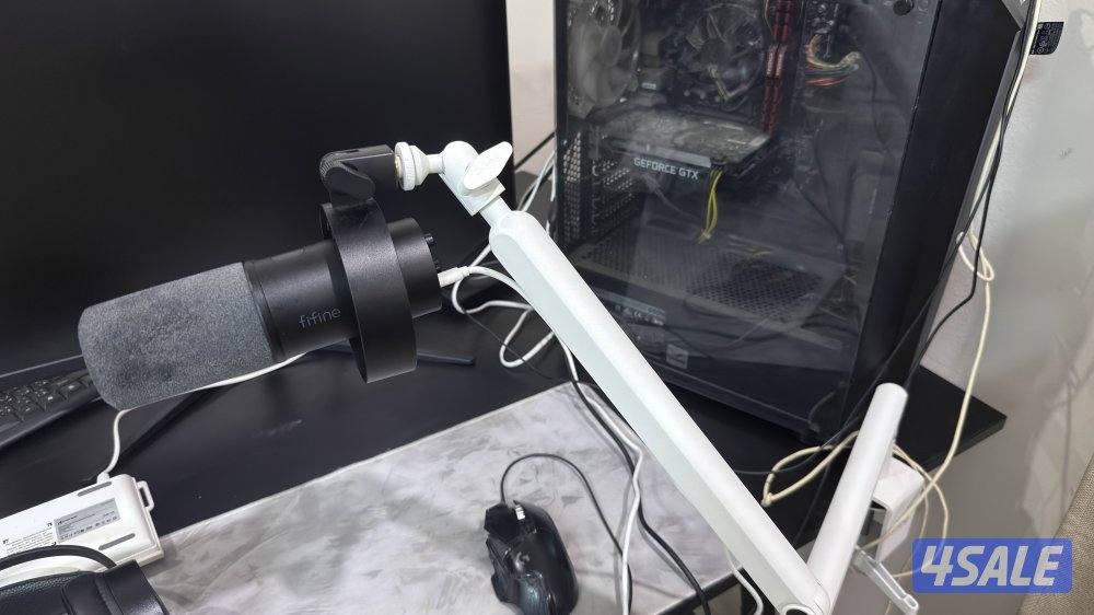 للبيع بي سي مع كامل اغراضه4