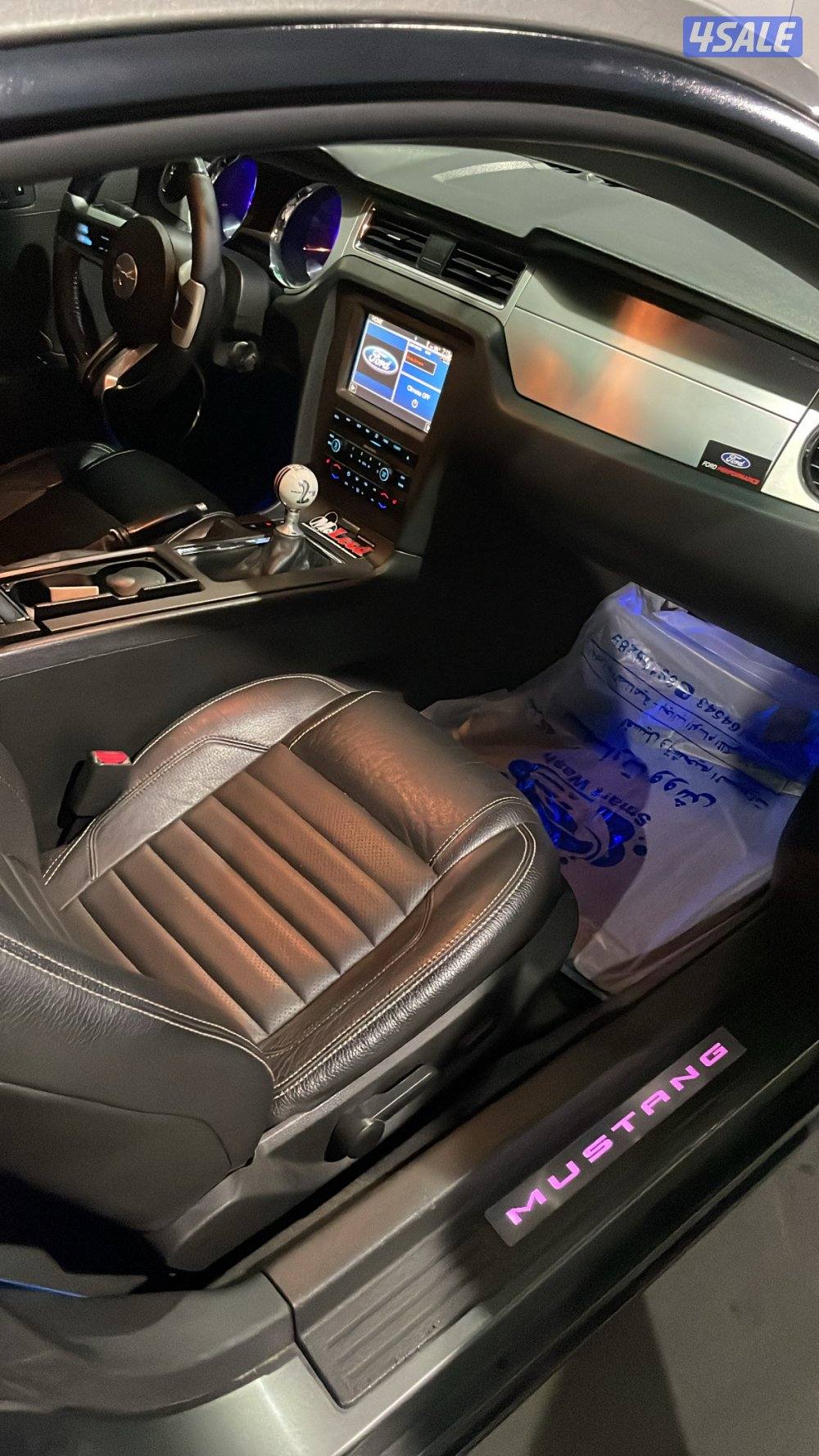 للبيع موستنق 5.0 قير عادي شاصي (جيد)1