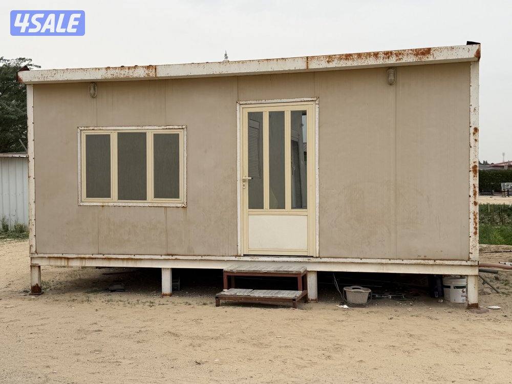 المكان في الوفره الشاليه مايحتاج شي بس صبغ خفيفه من الخارج0