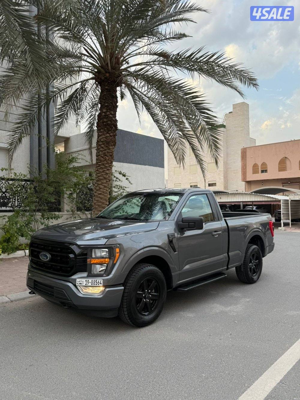 للبيع F-1500