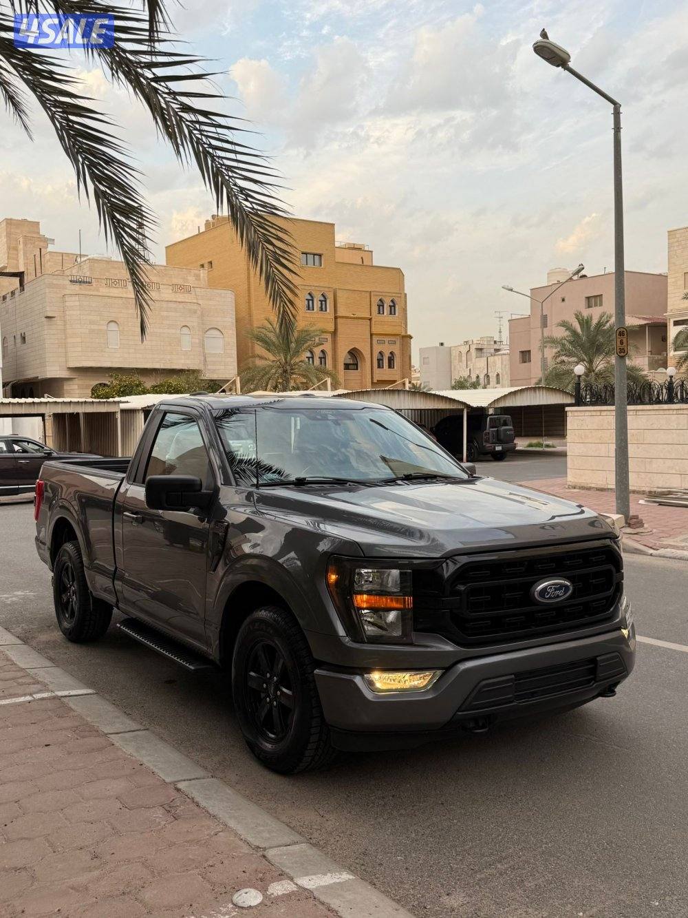 للبيع F-1502