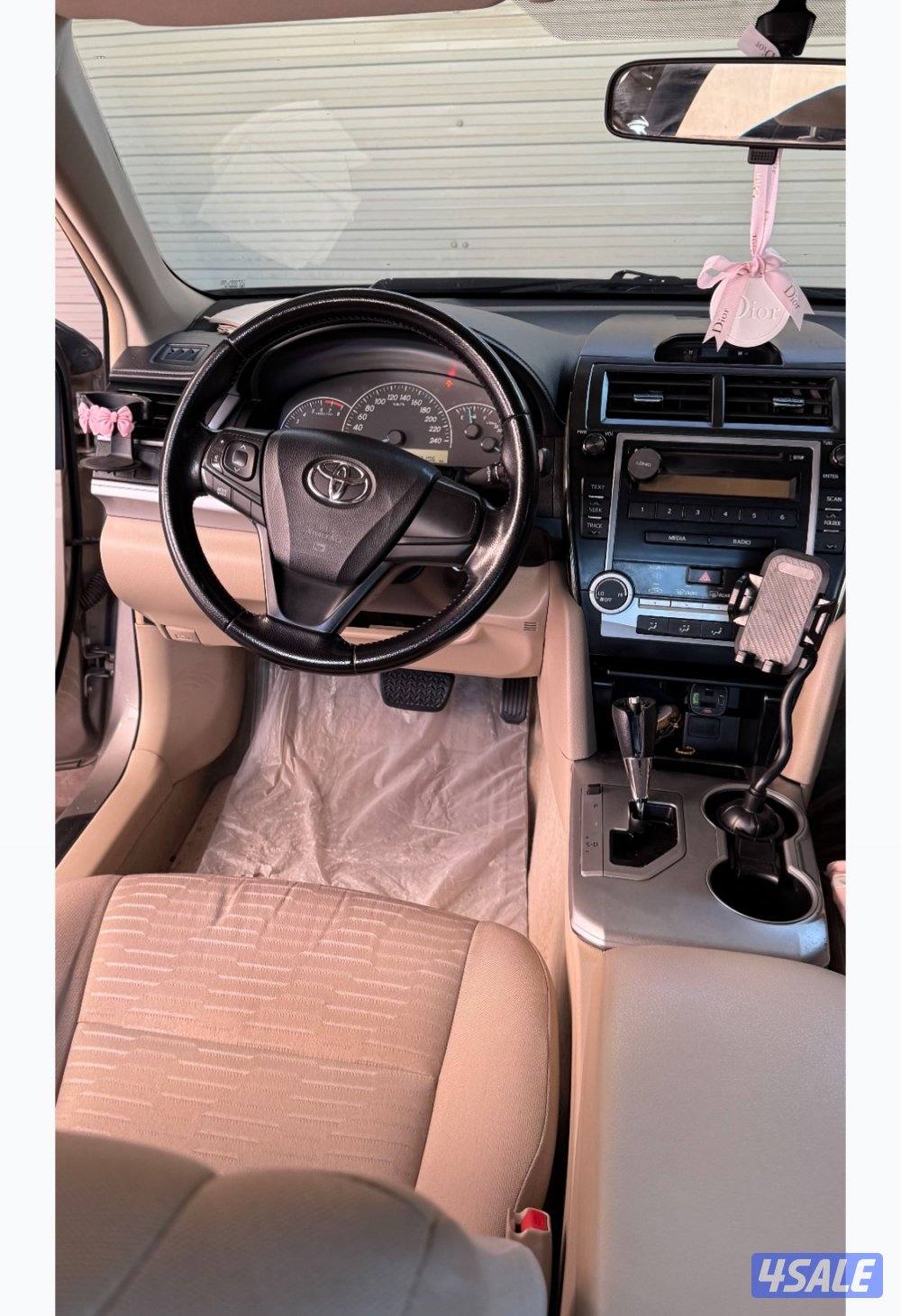 للبيع كامري ٢٠١٦ صبغ وكاله عداد ١٢٣ الف شرط الفحص فير مكينه شاصي بدي4