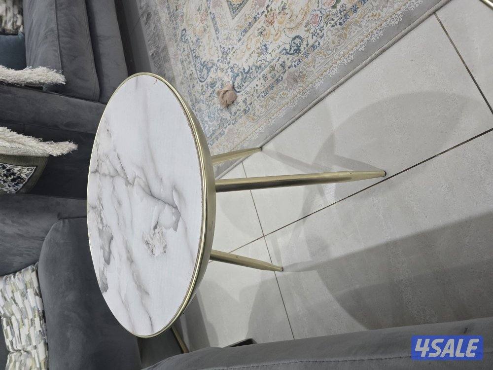 طاولات فخمة من هوم سنتر2