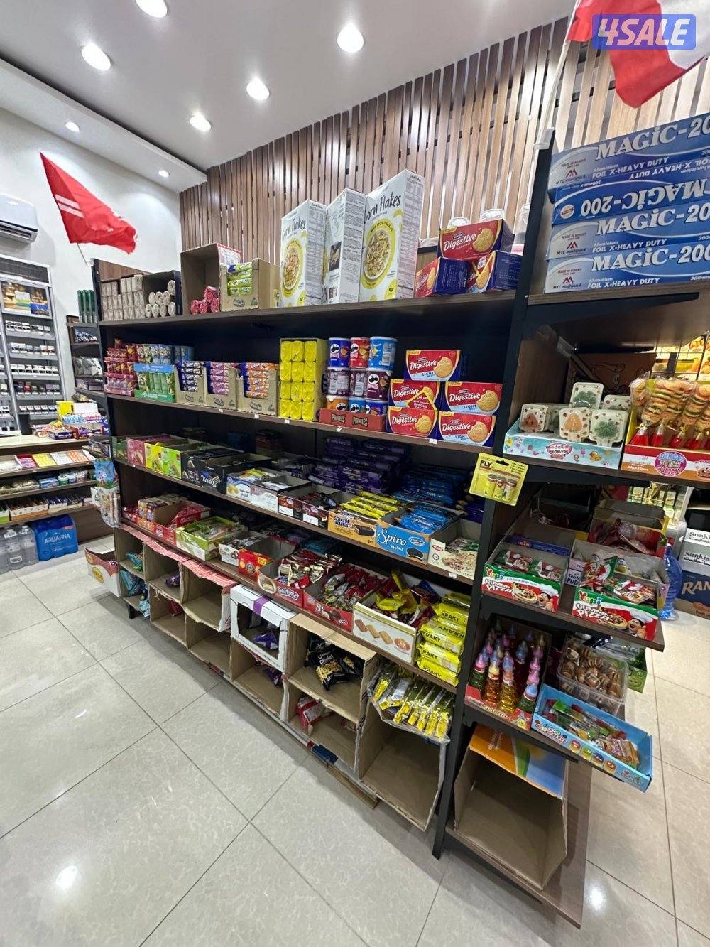 للبيع بقالة موجودة بحولي2