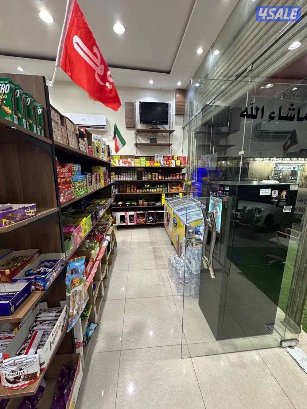 للبيع بقالة موجودة بحولي6