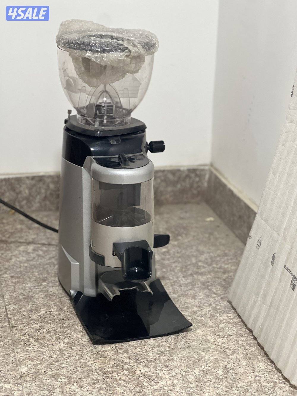 للبيع مطحنة قهوه إيطاليه2