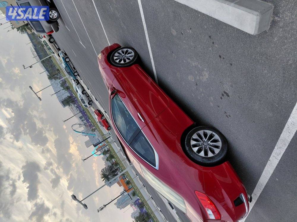 هوندا اكورد بحاله ممتازه ماشى فقط 103 km كامل المواصفات فتحه  شاشه1