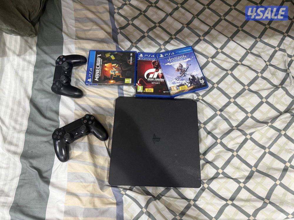 PS4 slim 512GB0