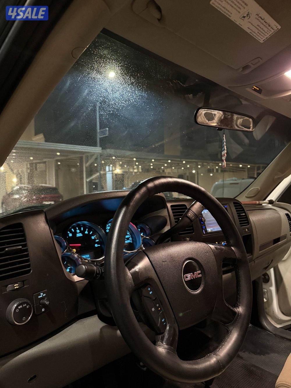 للبيع وانيت سيراا HD25002