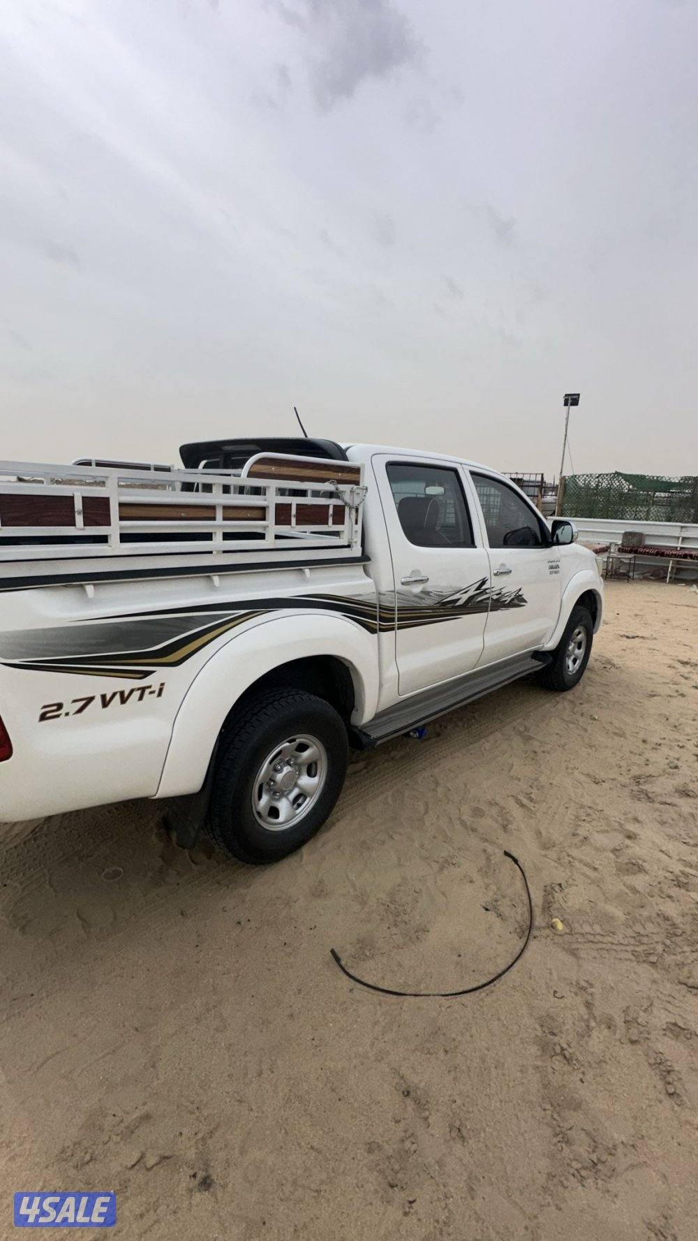 البيع هايلكس مديل ٢٠١٣شرط الفحص جير مكينه شاصي البدي قطعه واحده2