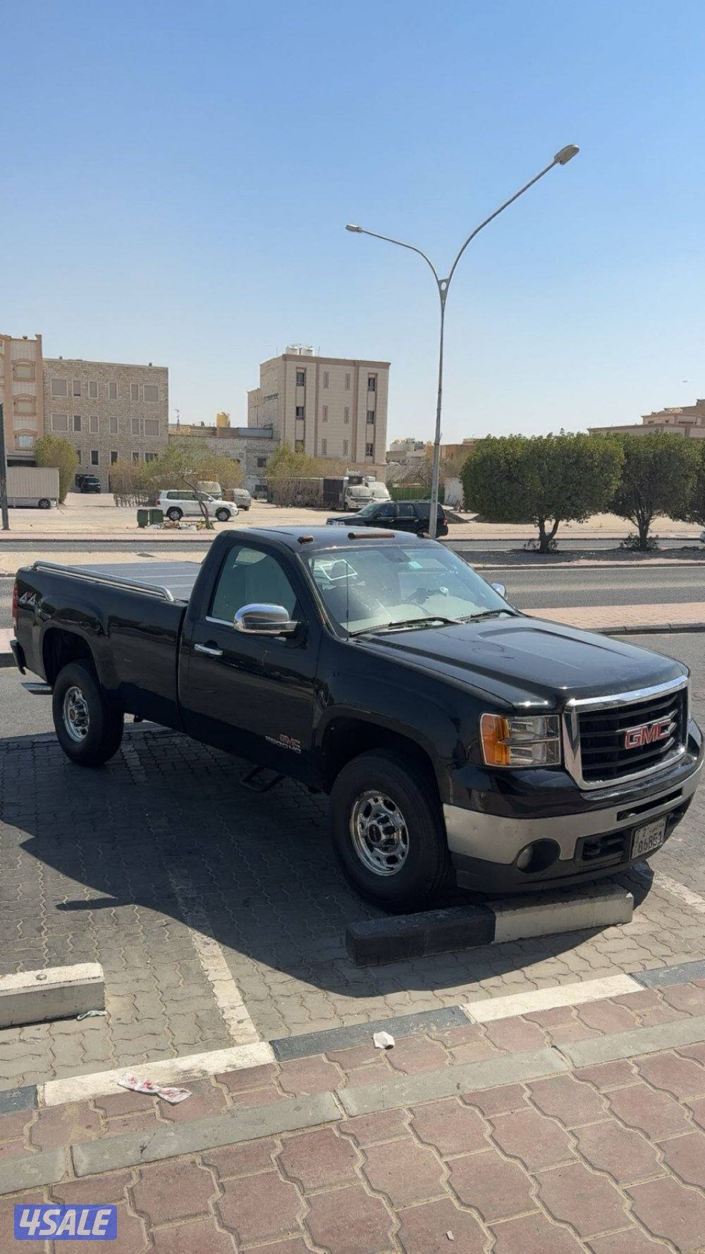 للبيع جمس ٢٠١٠1