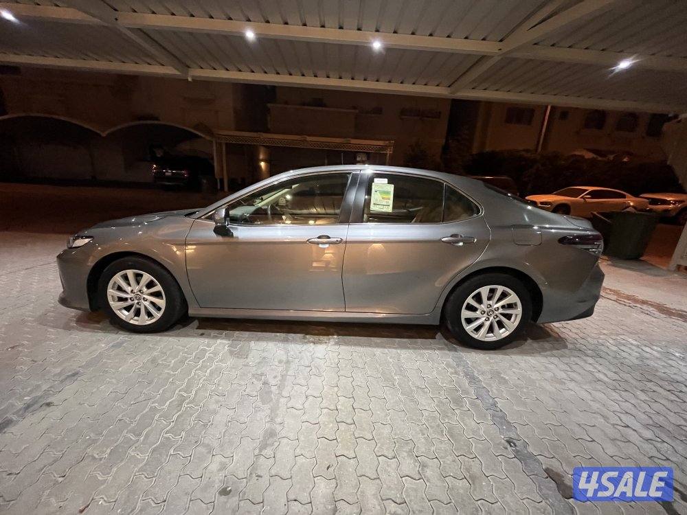 كامري LE 2024 بحالة الوكاله ماشي 43 الف6