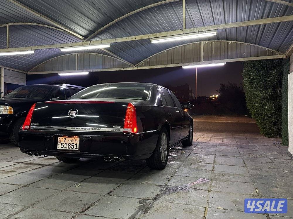كاديلاك DTS بحاله ممتازه2