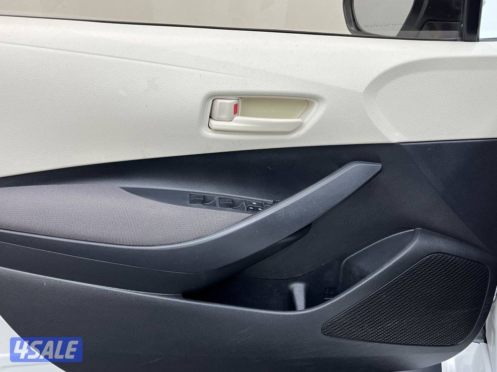 TOYOTA COROLLA 1.6L XLI STD OPTION10