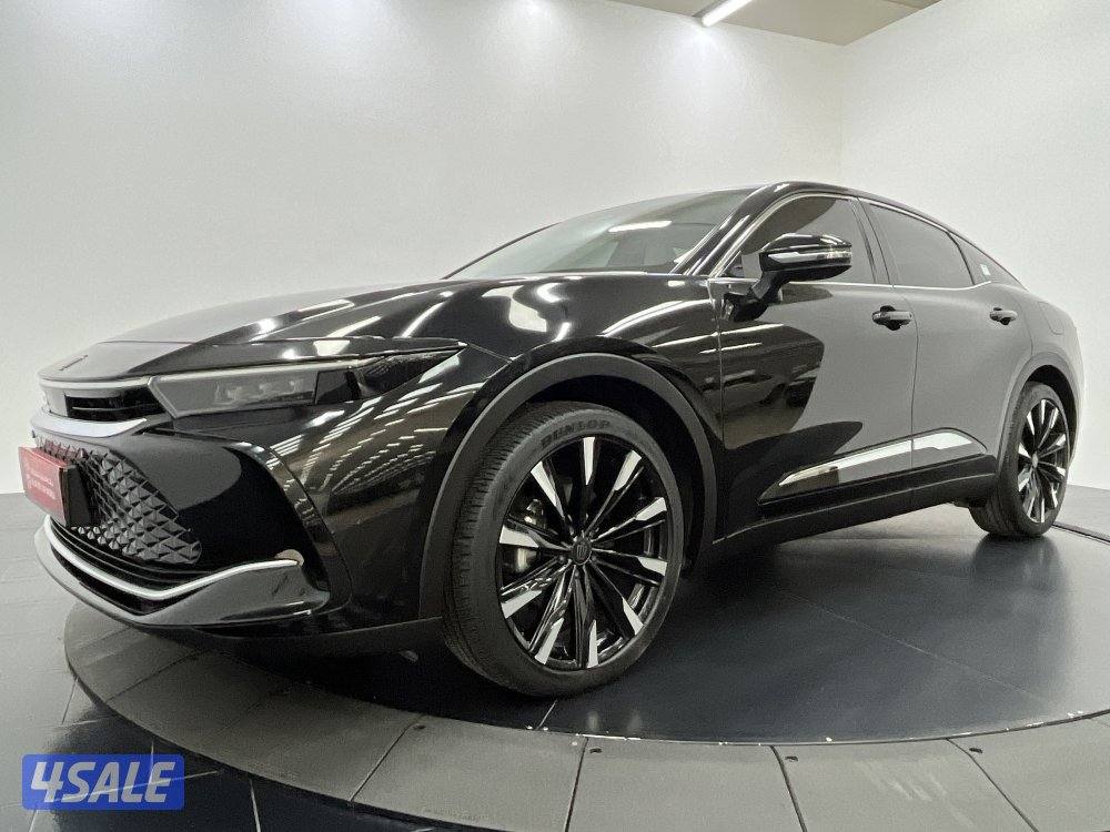 TOYOTA CROWN Toyota COROLLA CROSS 20231