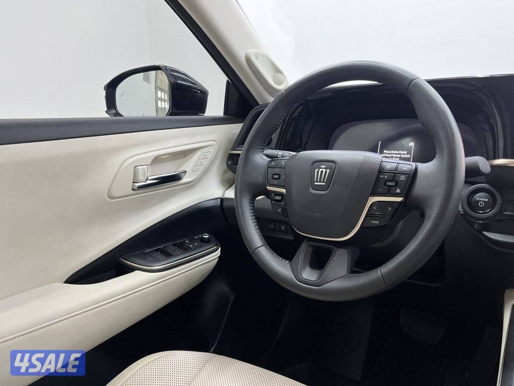 TOYOTA CROWN Toyota COROLLA CROSS 202312