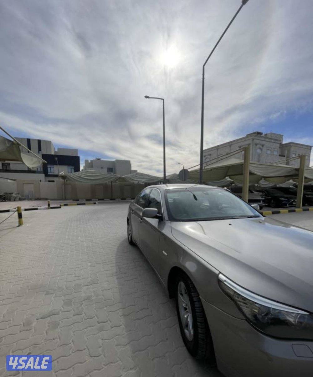 Bmw 523 i 2008 good condition and new service for oil and break system15