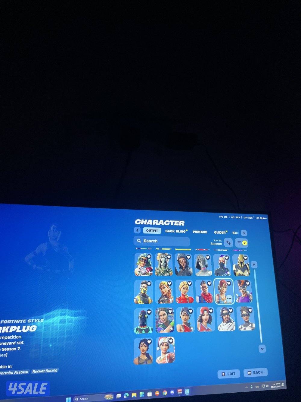 حساب فورتنايت من السيزون الثاني 216 سكن 281 شنطه 246 اكس 185 مضلة1