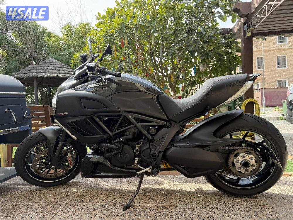للبيع او للبدل دوكاتي ديافيل مخزن0