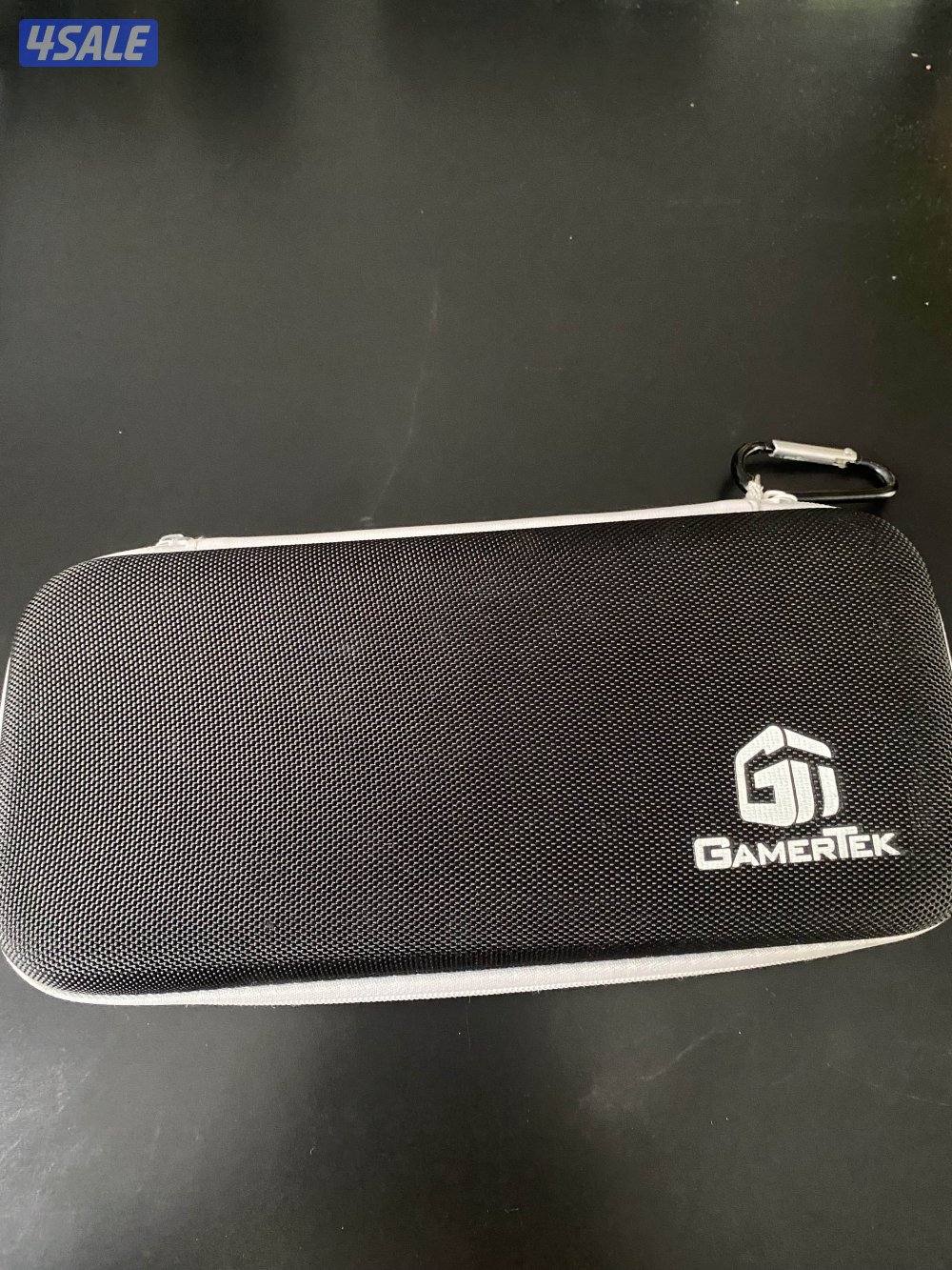 Nintendo Switch OLED Neon + 4 Games + Case – Excellent Condition7