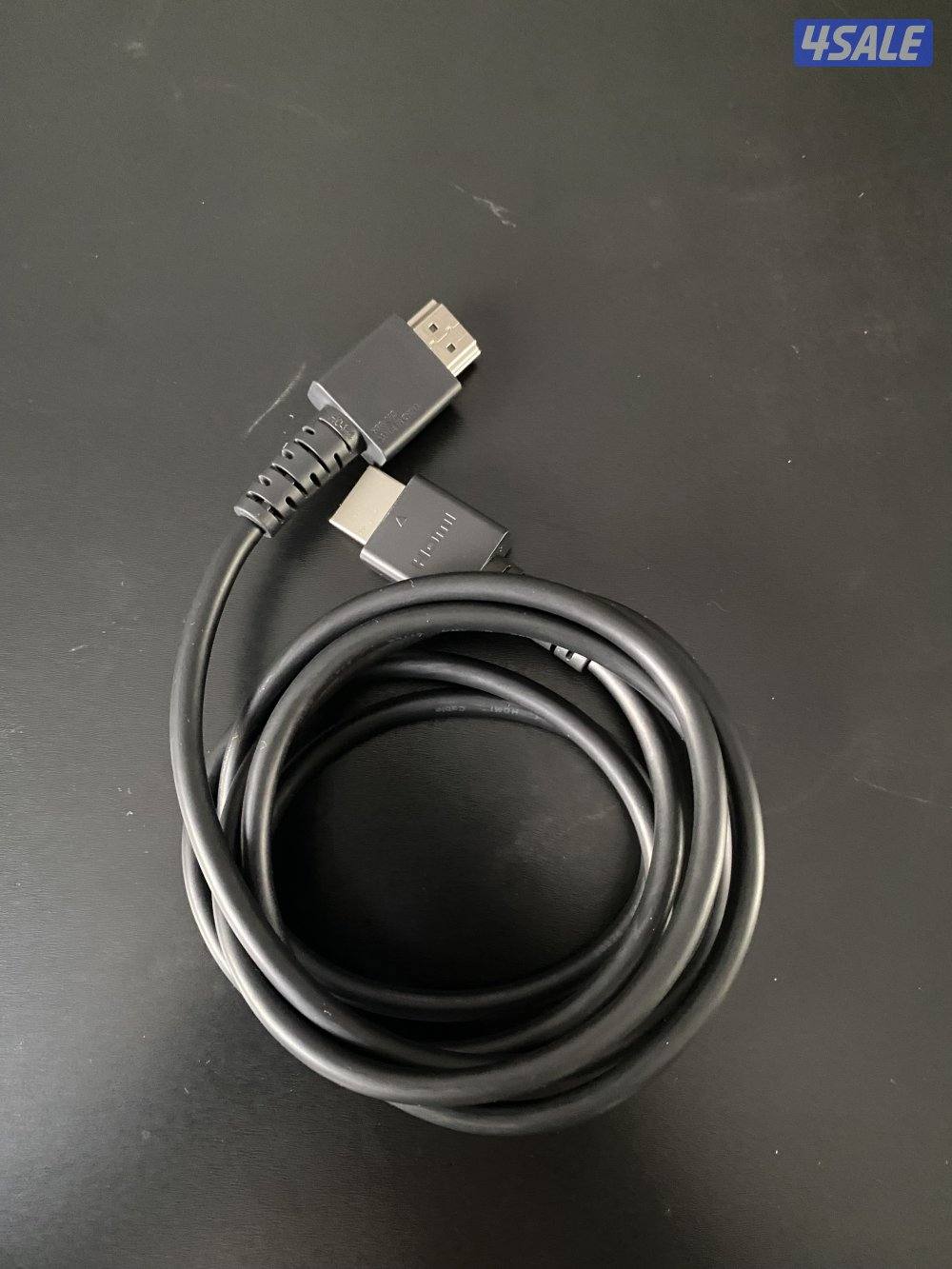 Nintendo Switch OLED Neon + 4 Games + Case – Excellent Condition10