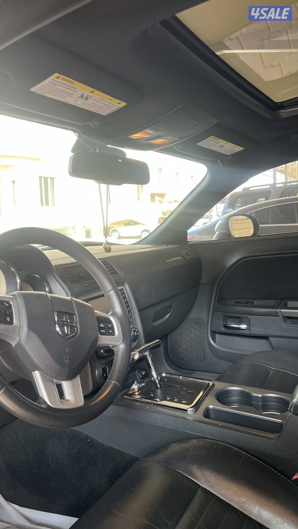 Dodge challenger RT 20124