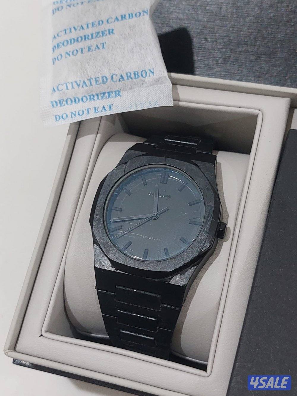 ساعه D1 Milano كامله المرفقات اصليه للبيع2