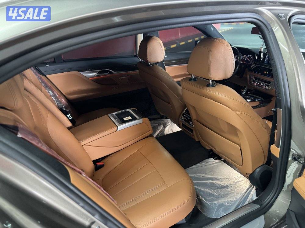 للبيع BMW Li 7306