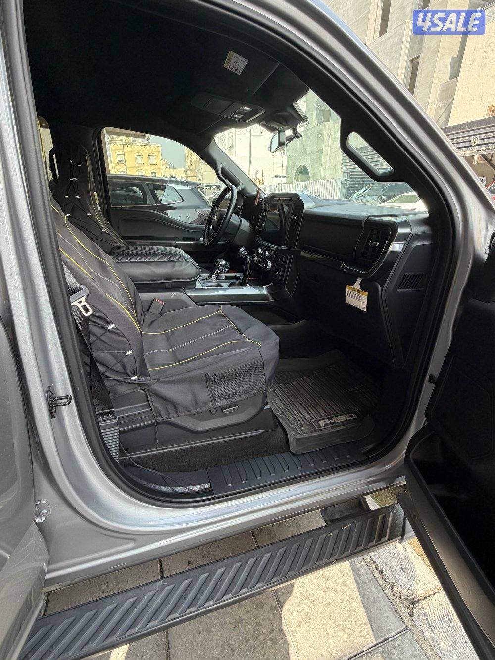 للبيع وانيت F150 FX4 موديل 2022 غمارتين وارد الغانم5