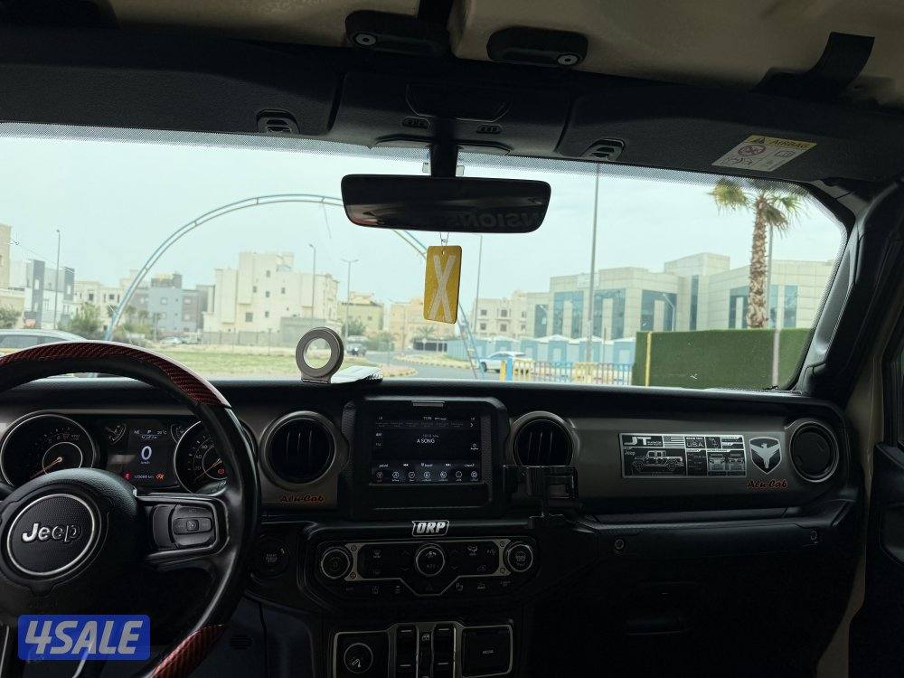 للبيع قلاديتر 20204