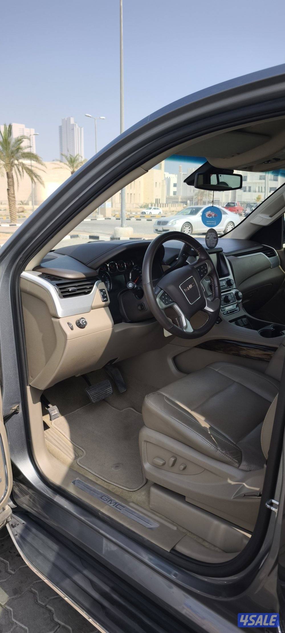 يوكن موديل SLT 2018 نظيف جدا6