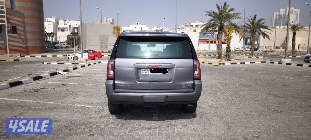 يوكن موديل SLT 2018 نظيف جدا9