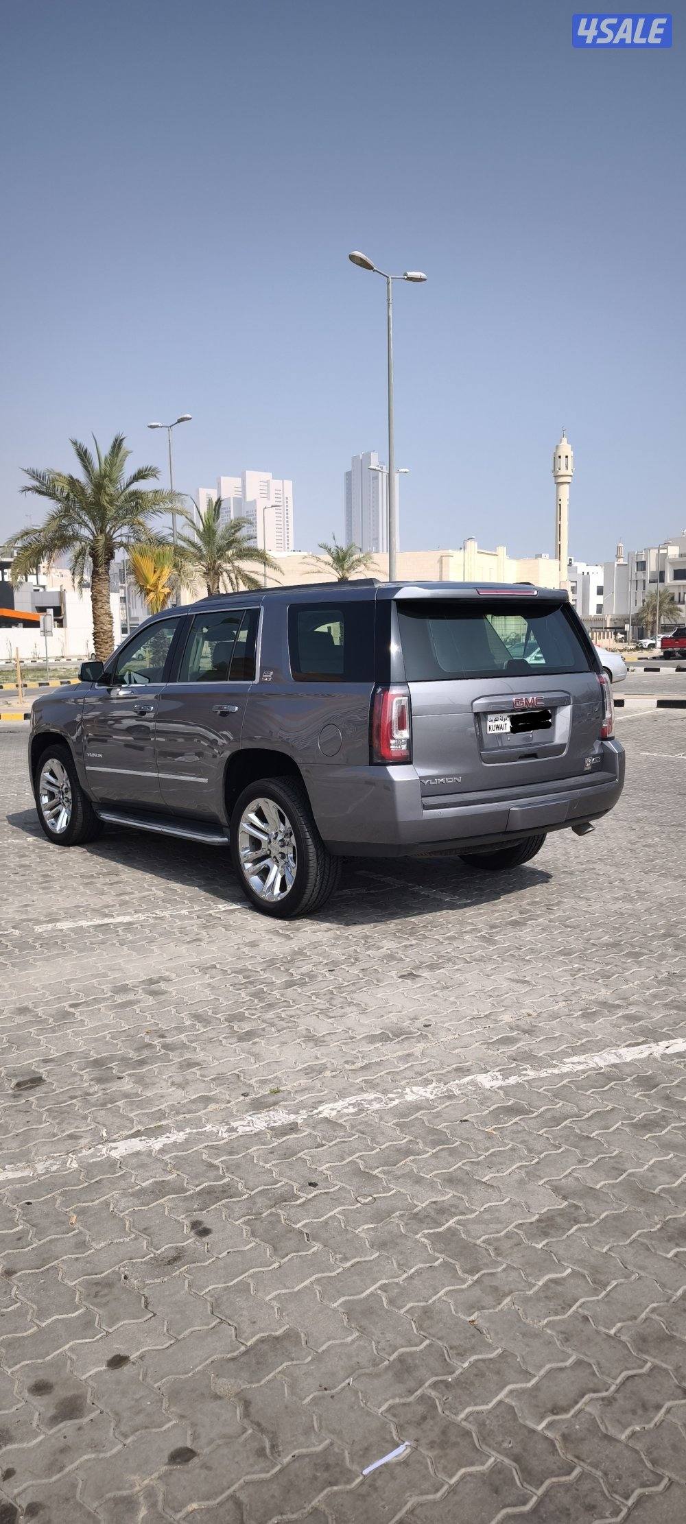 يوكن موديل SLT 2018 نظيف جدا10