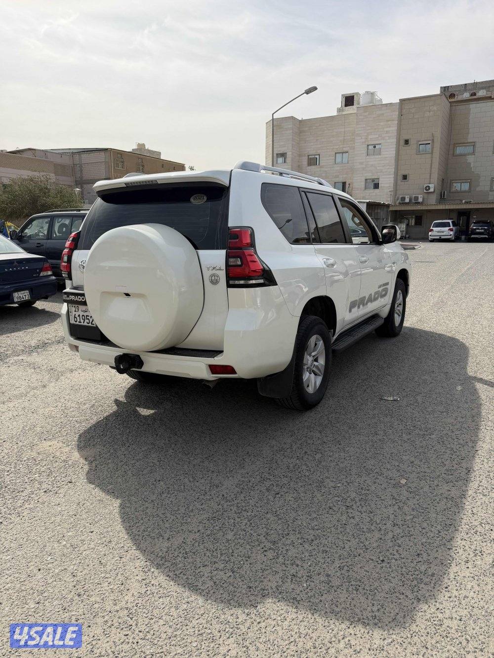 للبيع برادو فل كامل من غير فتحه صبغ الوكاله ب الكامل2