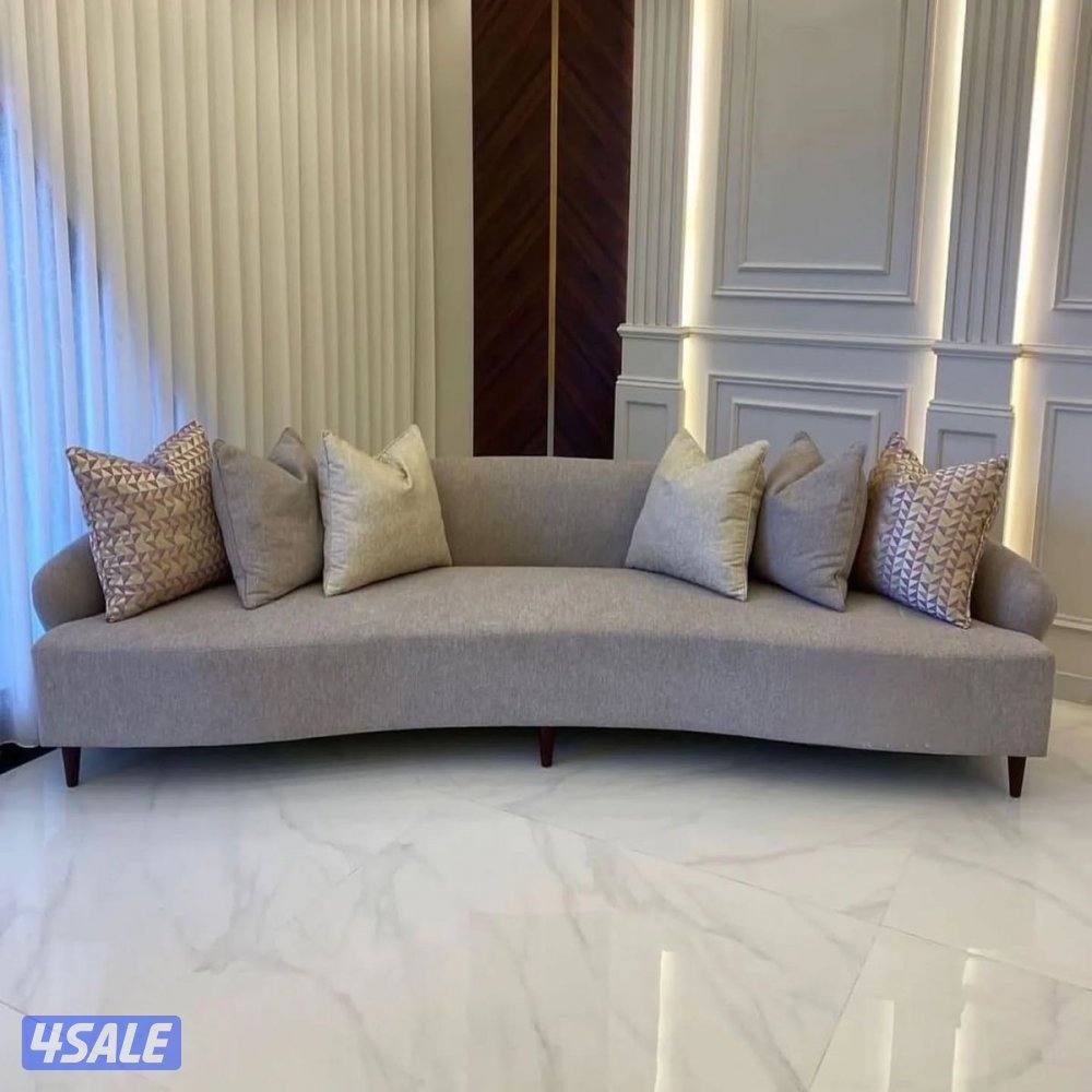 الفروانيه الضجيج مجمع غاليرا باب٢/٥محل قصر روفان ارضى بجوار بو خمسين ل15