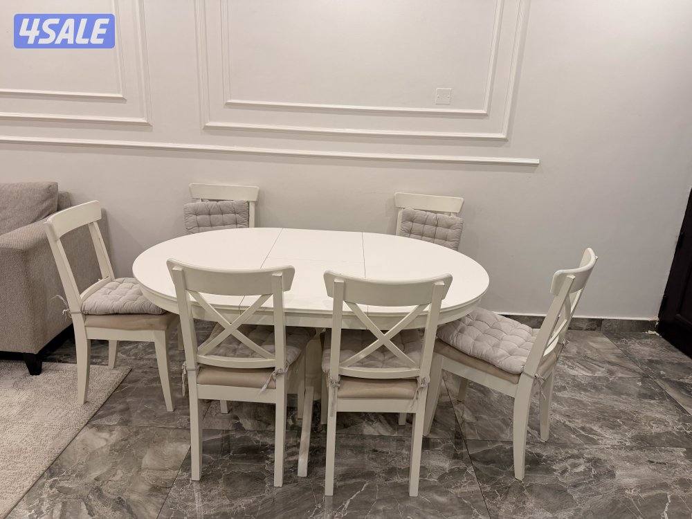 طاولة طعام مع 6 كراسي1