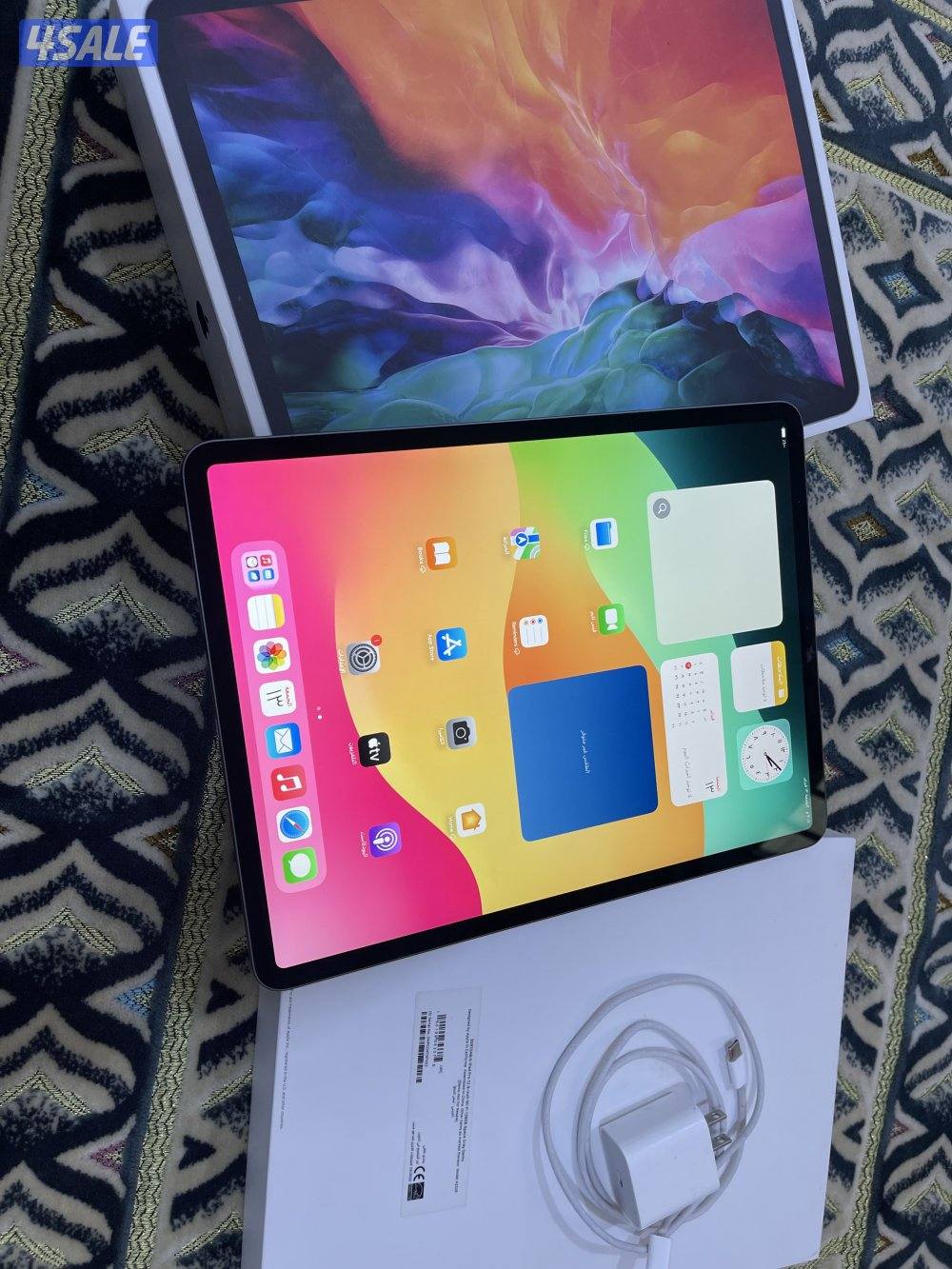 ايباد ابل برو 12.9 انش 128 قيقا الجيل الرابع نظيف جدا مو مفتوح0
