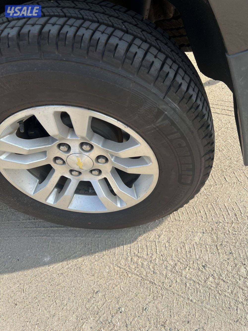 تواير مشلن مقاس 275/56/18 تاريخ 2025  ماشي عليهم 2000 ك0