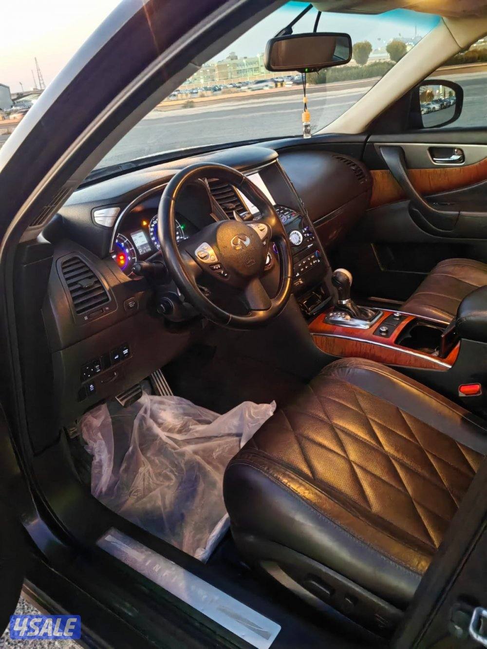 الدرجه الاولى Q701