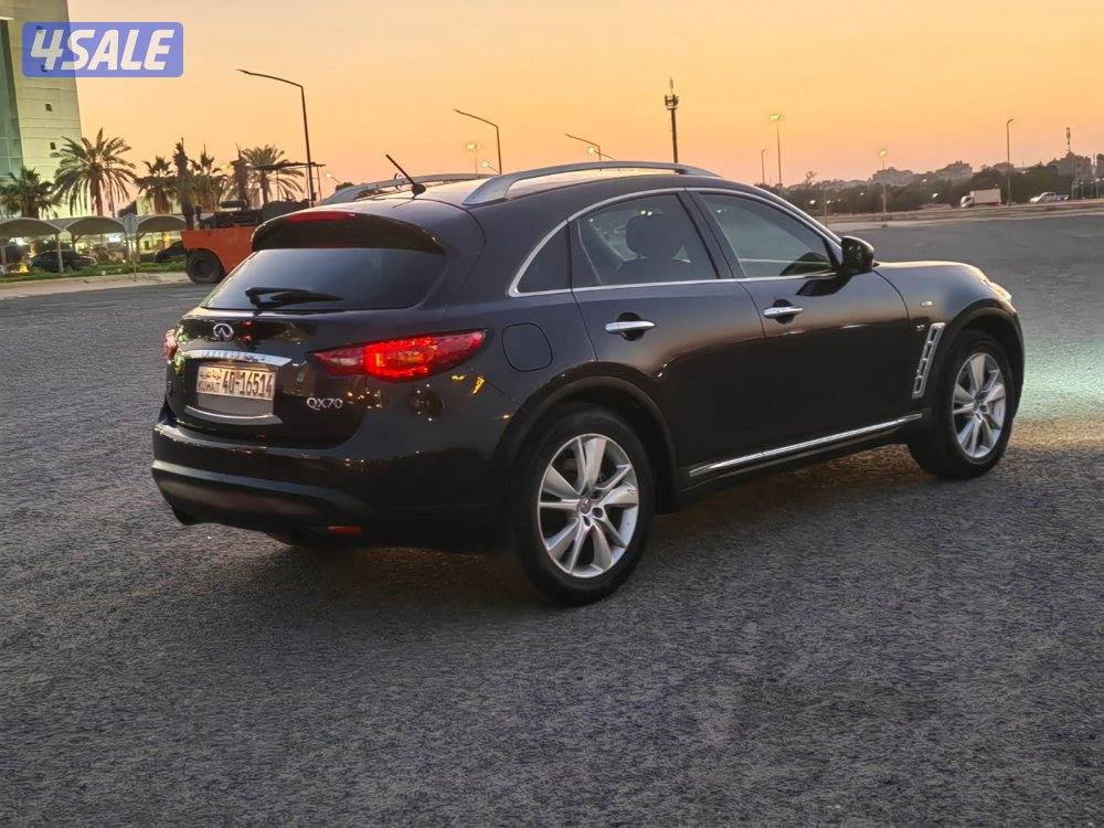 الدرجه الاولى Q705