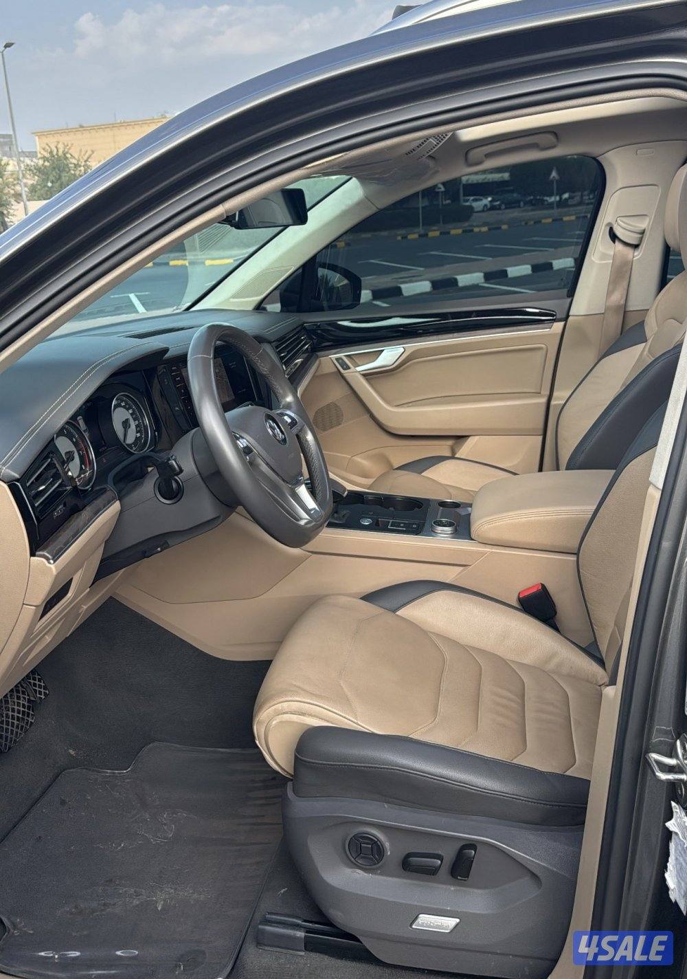 للبيع جيب طوارق موديل 2019 بحاله الوكاله كامل المواصفات ماشي 190 الف3